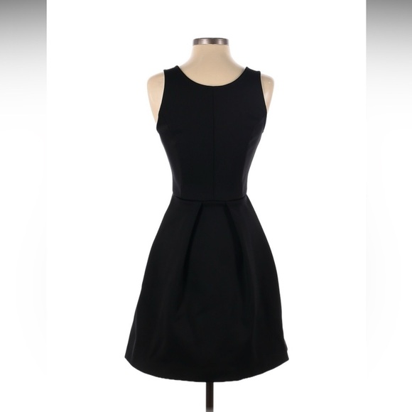 Madewell Dresses & Skirts - EUC Madewell Black Sleeveless Scoop-neck Pleated A-line Mini Dress Size 2